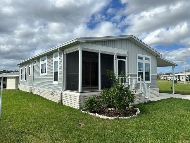 Photo - 34652 Blue Starling St