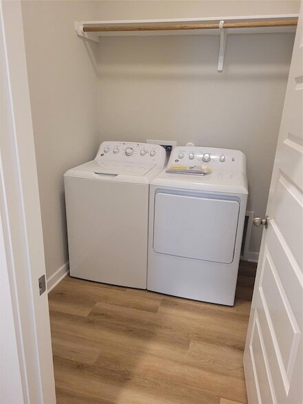 Photo - 121 Tall Grass Dr