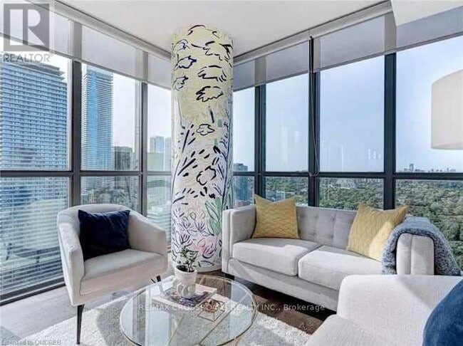 Photo - 101 Charles St E Unit 3206