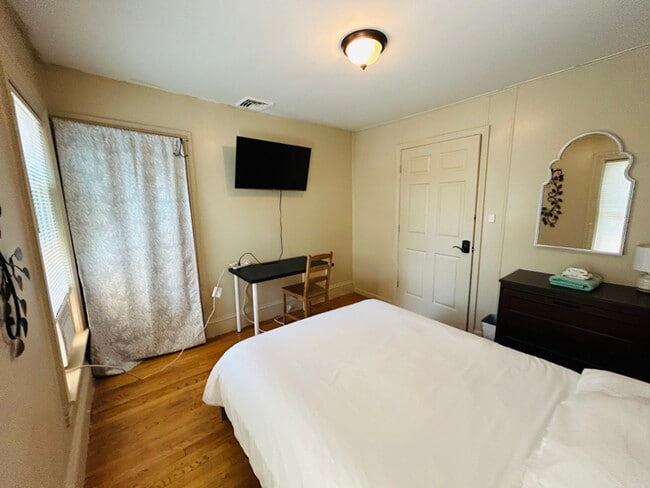 Photo - 7 Hope St Unit 2