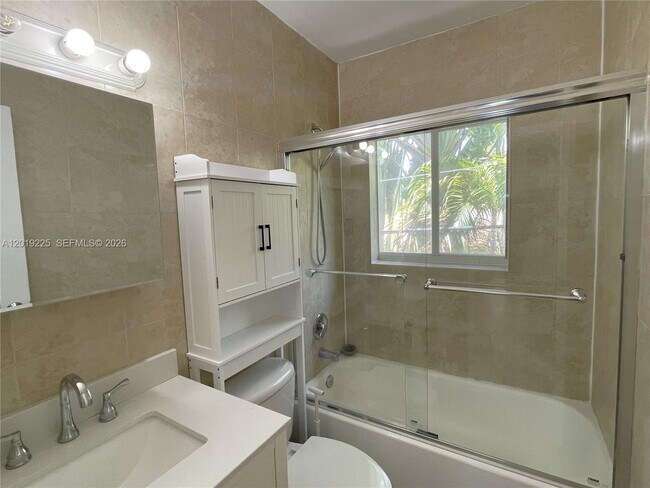 Photo - 95 Edgewater Dr Unit 207
