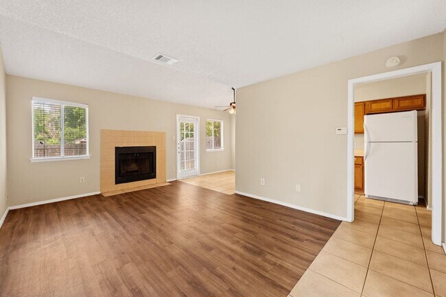 7602 Woodstone Cove Unit A
