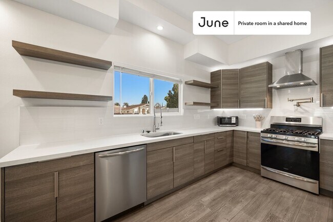 Photo - Room in Shared 4 bed/4 bath home Unidad C