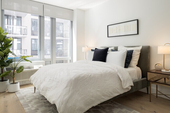 Photo - DVORA 175 Second