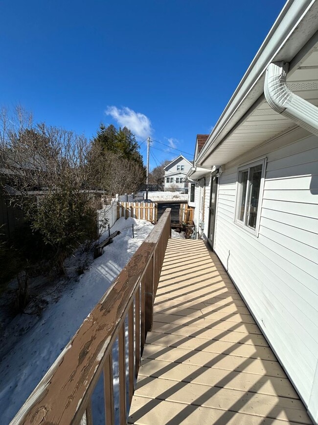 Photo - COMING SOON! - 2 BED 1 BATH Home!