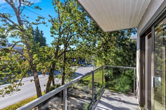 Don Quadra Apartments