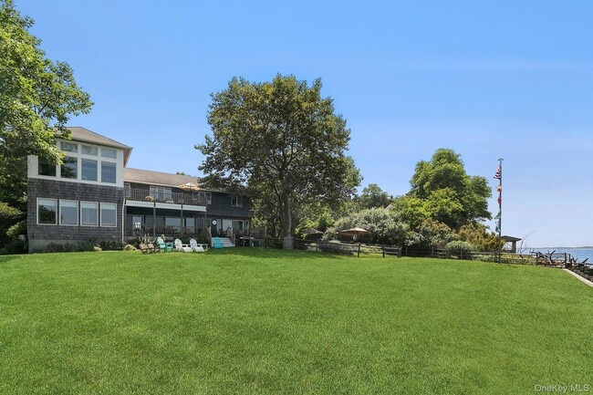 Photo - 29 Bittersweet Ln