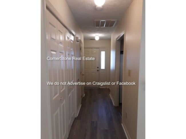 Photo - 2579 Gotts Ln