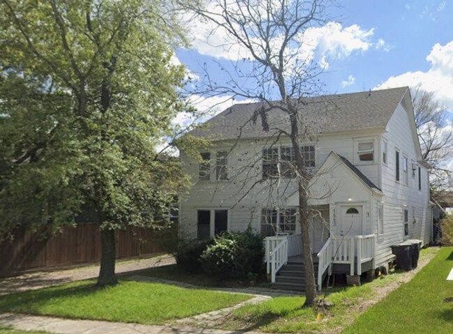 Building Photo - 1552 Lombardy St Unit 1552 Lombardy St -  2