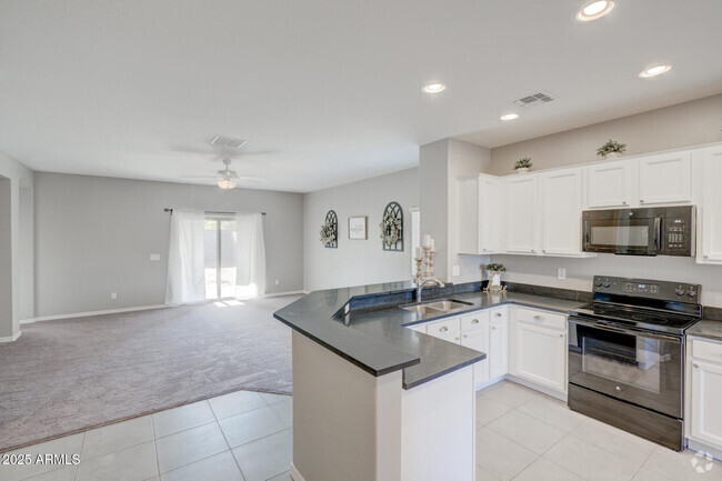 Building Photo - 42027 N Wollemi St Rental