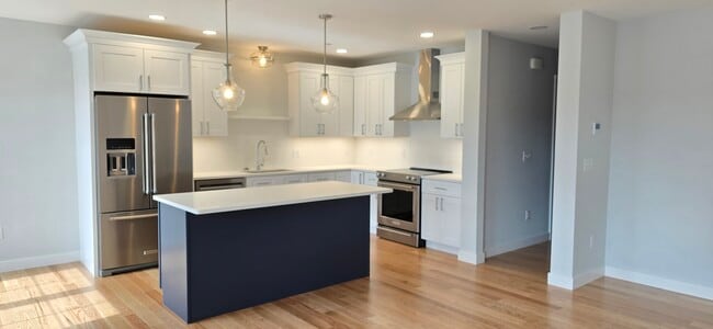 Building Photo - 603 Portsmouth Ave Unit 204 Rental