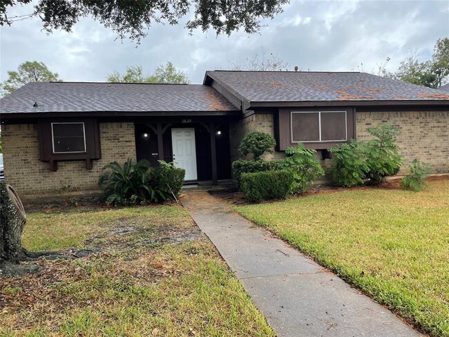 Photo - 10619 Sagemeadow Ln House