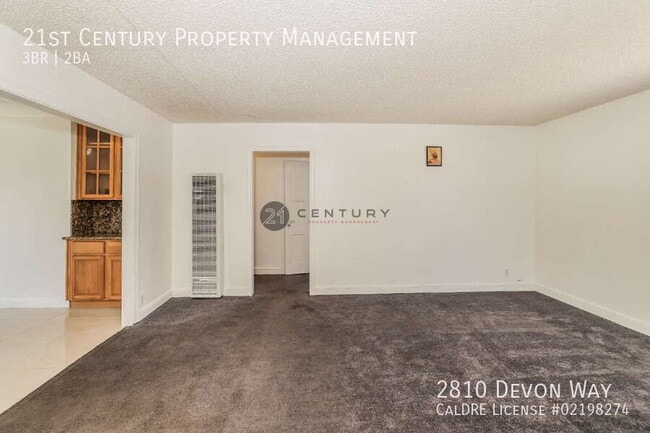 Photo - 2810 Devon Way