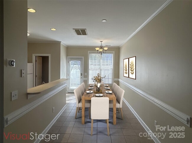 Photo - 5619 Fetzer Ave NW