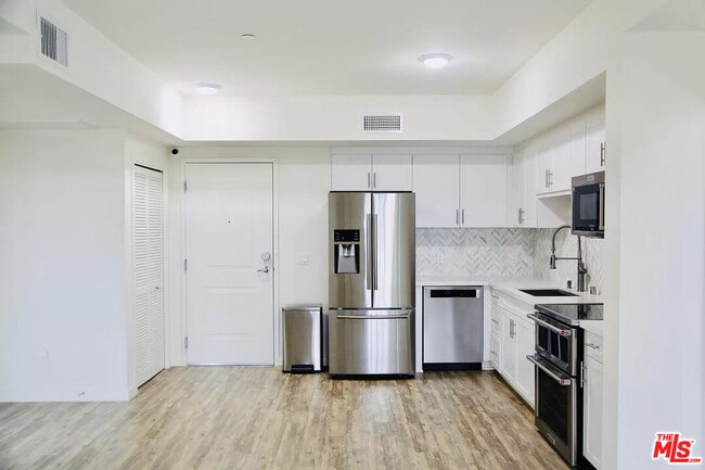 Photo - 12655 Bluff Creek Dr Unit 209