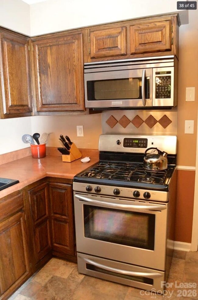 Photo - 4167 Greenview Ct