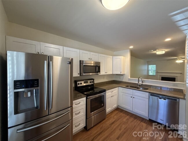 Photo - 639 Mountainwater Dr