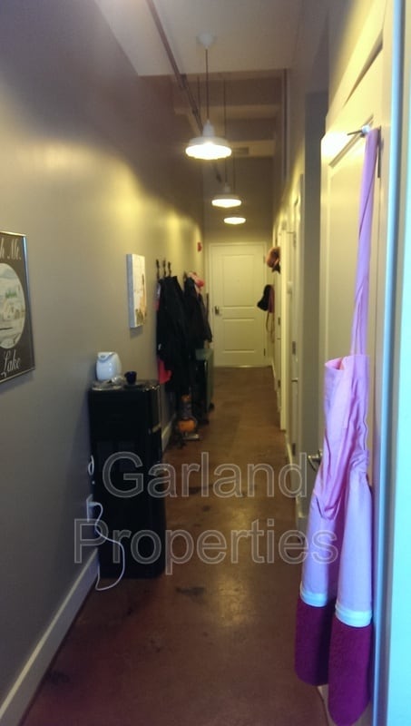 Photo - 425 Campbell Ave SW Unit 103
