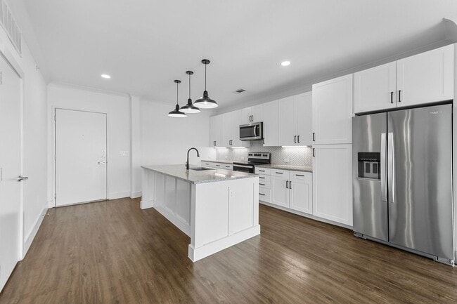 Photo - Modern 1/1 Condo in The Colony Unit 1507