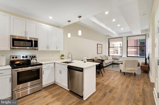 Photo - 150 S Independence Mall W Unit 1013