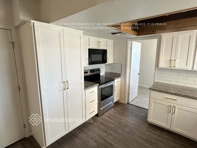 Photo - 1631 W Helena Dr Casa