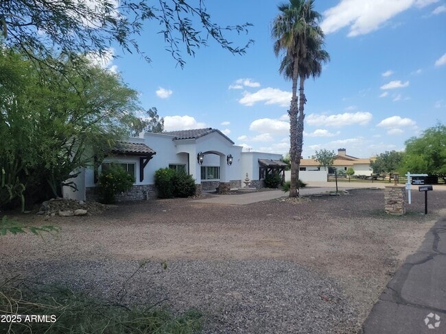 Building Photo - 12210 N 67th St Rental