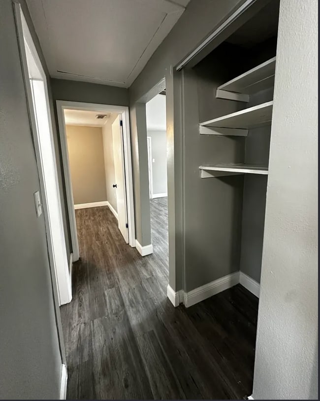 Photo - 3471 50th Ave N