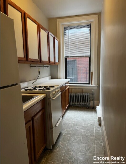 Photo - 50 JFK St Unit 3