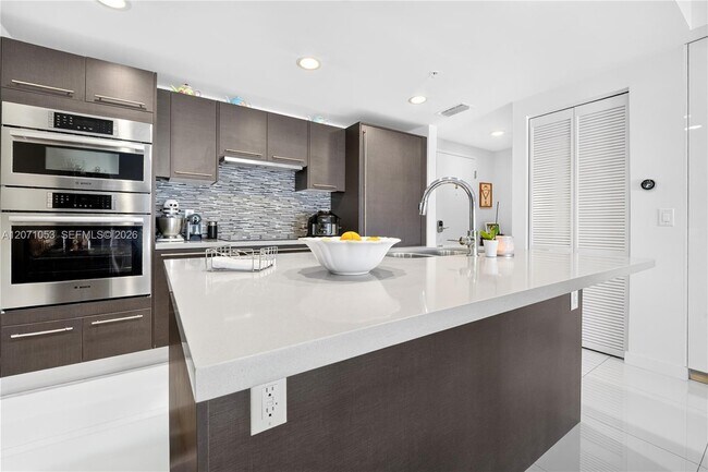 Photo - 7875 NW 107th Ave Unit 614