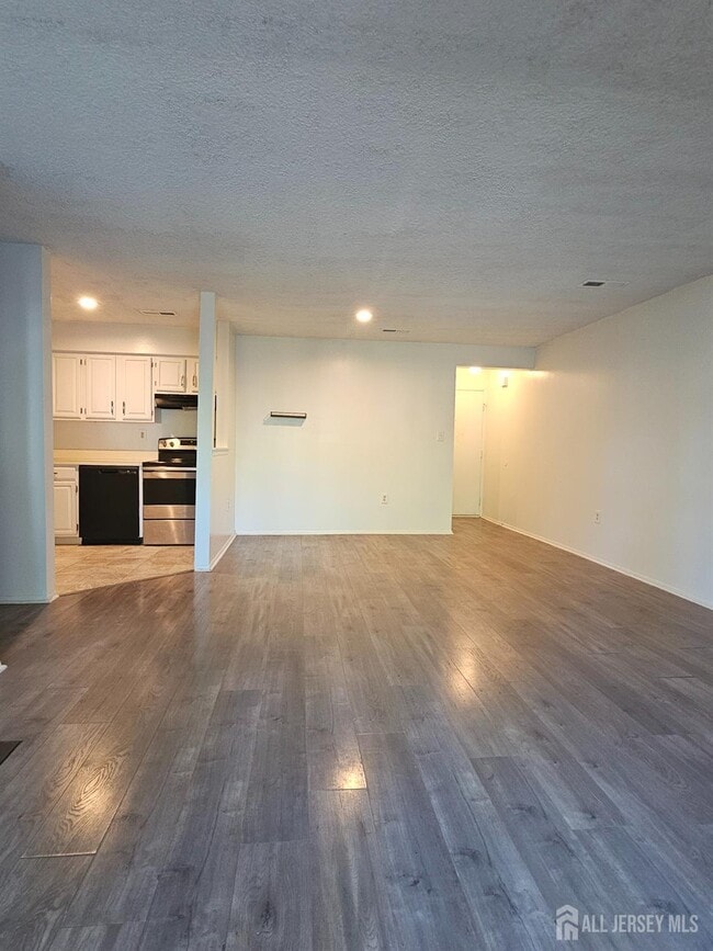Photo - 2307 Aspen Dr