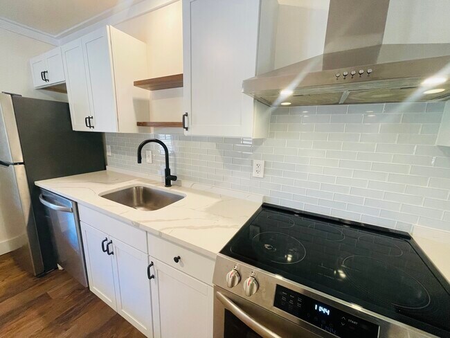 Photo - 4703 Green Shanty Rd