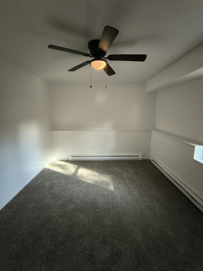 Photo - 428 Cross St Apartment Unit 3