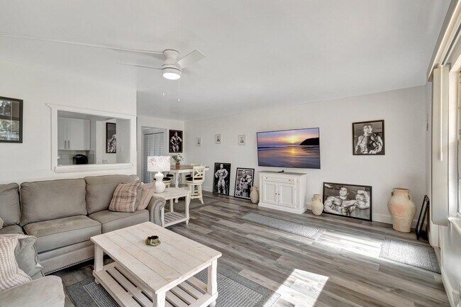 Photo - 566 Mansfield M Condo Unit N