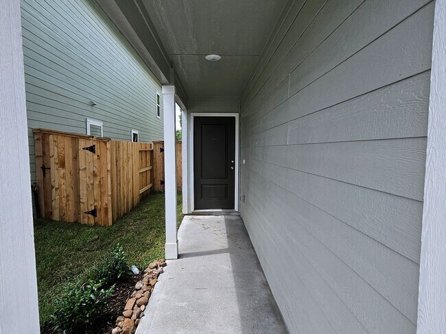 Photo - 21431 Carosella Dr