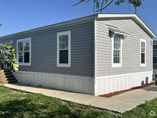 Building Photo - 1644 Sunburst Dr Rental