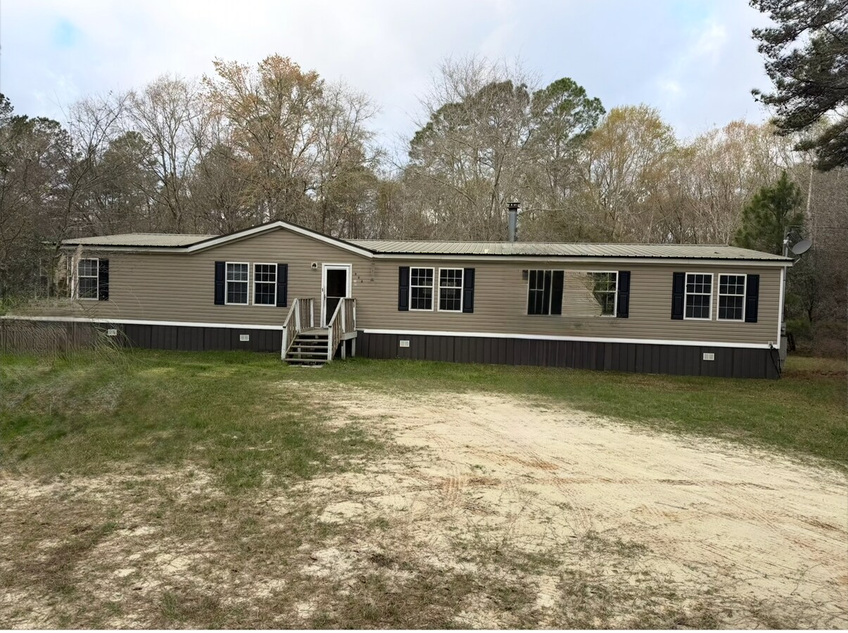 Photo - 990 Patterson Dr