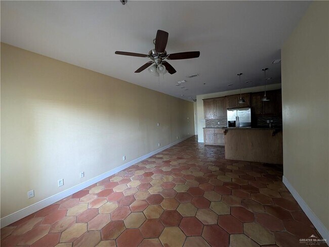 Photo - 16 Keeton Ave E Unidad 29