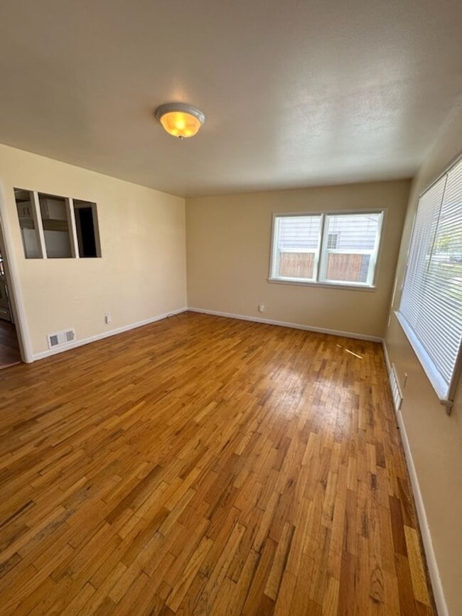 Photo - 2 Bedroom House on West End with Oversized Single Car Garage and Covered Back Patio