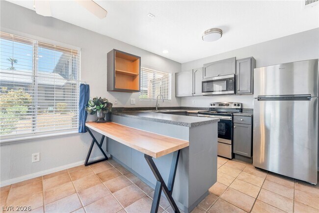 Photo - 1438 Lorilyn Ave