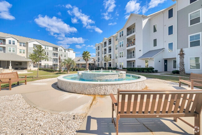 Community - Retreat at Barbers Hill