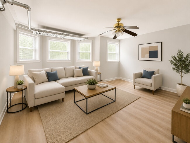 739 Hinman Ave