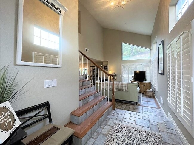 Photo - Beautiful Single Family home with Large Backyard