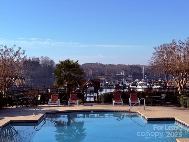 Photo - 1133 Torrence Cir