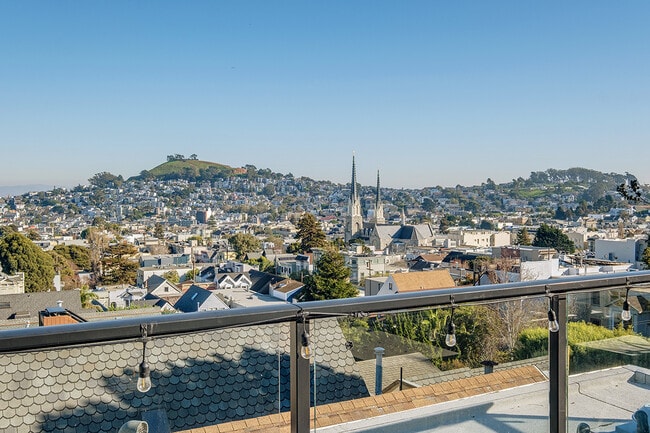 Photo - 463 Duncan St