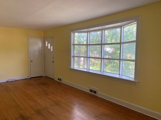 Photo - One Story House off Fort Avenue