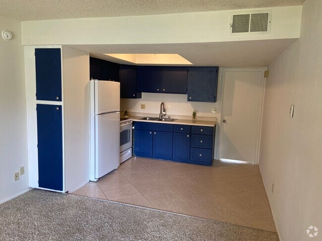Building Photo - 9645 Spyglass Ave Rental