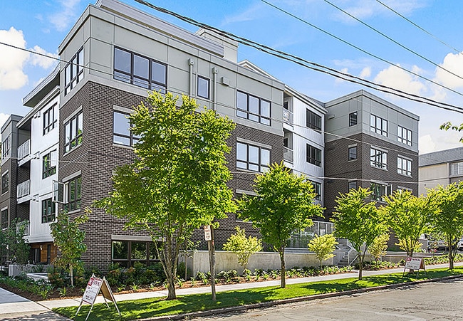 Denny 18 - Denny 18 Apartments