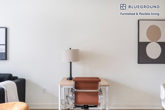 Photo - 11000 NE 10th St Unidad FL2-ID983