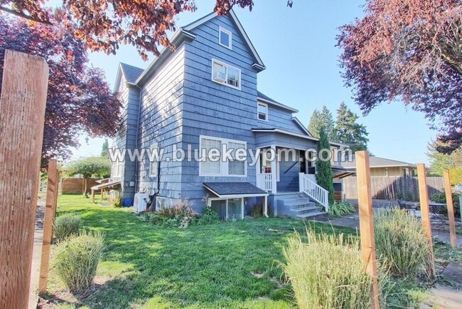 Photo - 2400 Lincoln Ave