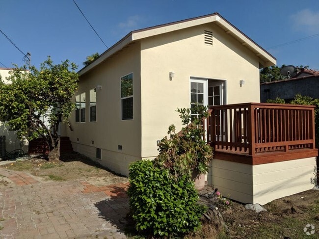 Building Photo - 607 N Formosa Ave Unit A Rental